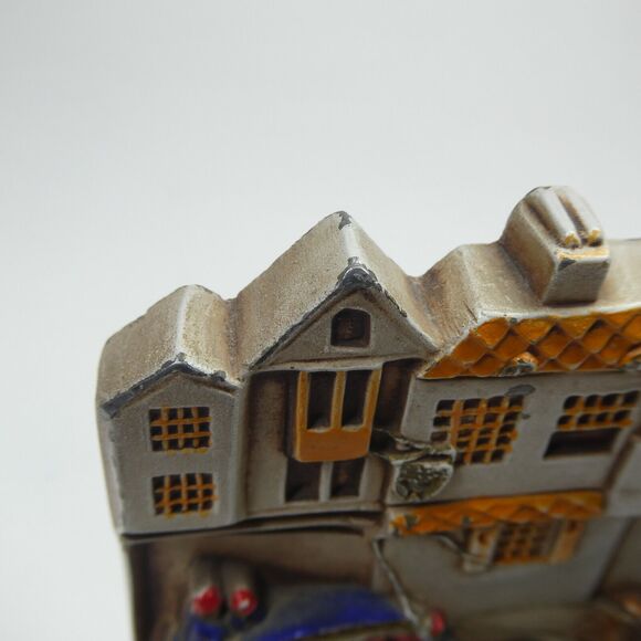 Cast Metal Bookend Streetscape Stagecoach British Street Houses Vintage - Picture 10 of 14